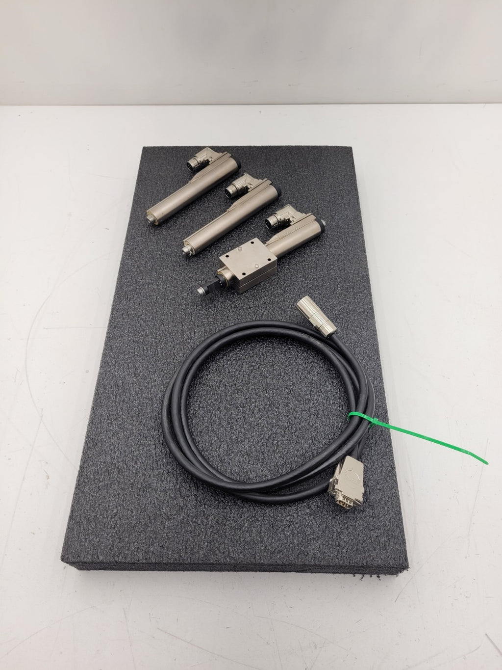 Lot of 3 LinMot Stator + Rod  One Cable PS01-23x80-R / 0150-1233 Linear Actuator