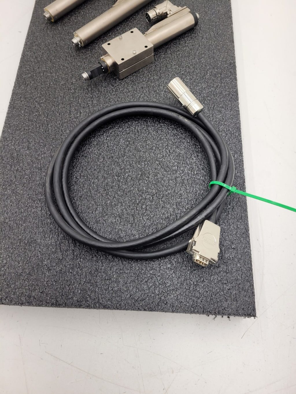 Lot of 3 LinMot Stator + Rod  One Cable PS01-23x80-R / 0150-1233 Linear Actuator