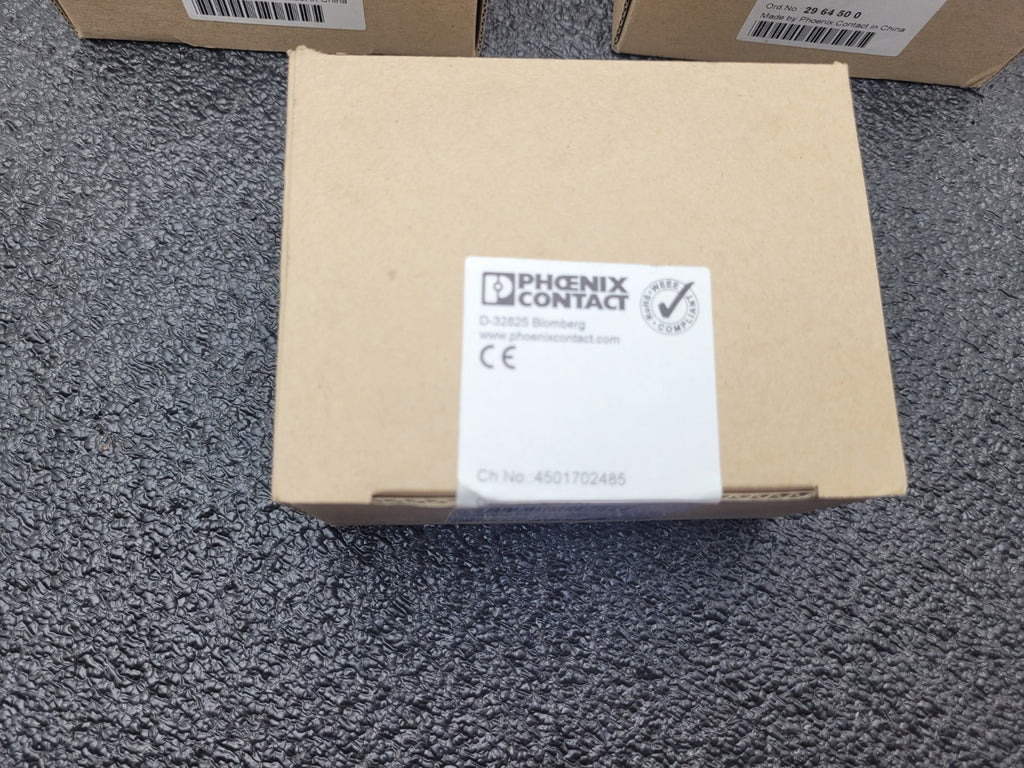 Lot of 29 Phoenix Contact DEK-REL-G24/21 2961105 Relay Module 30-14 AWG