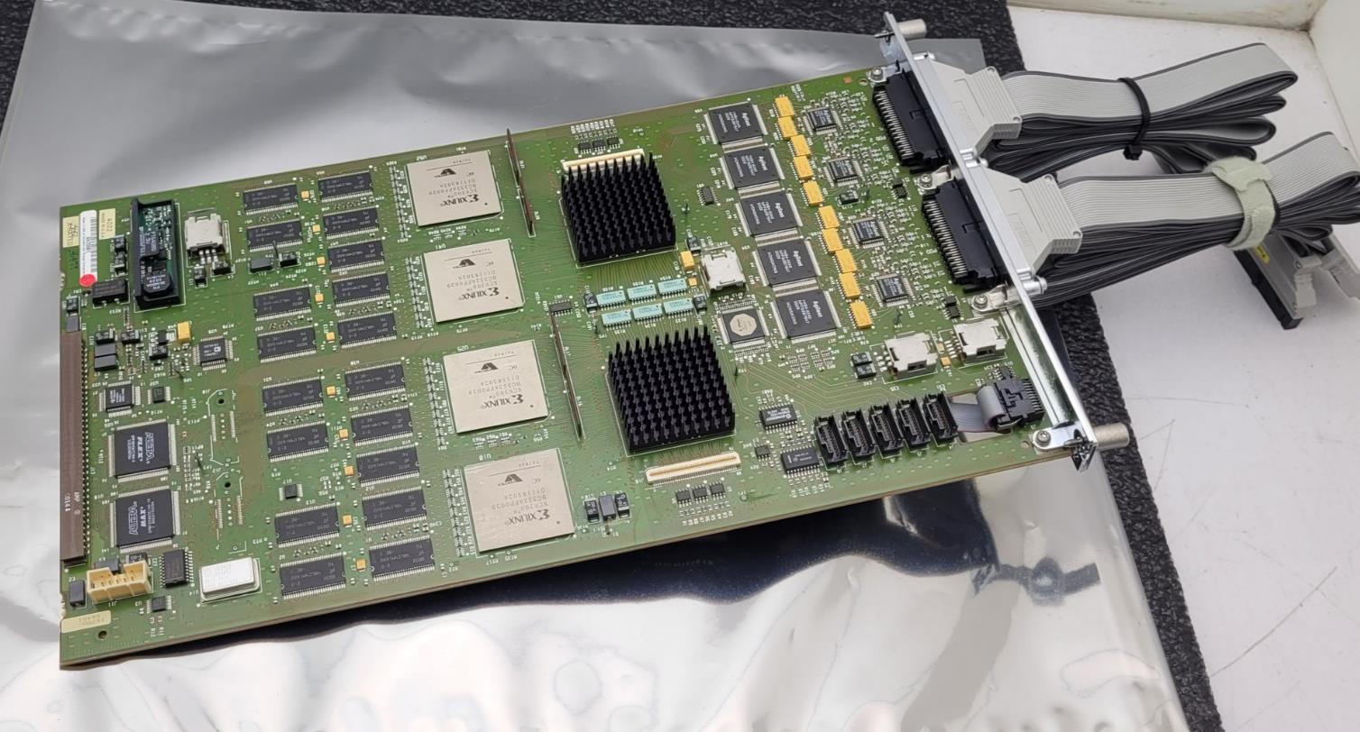 AGILENT 16750A 400MHz STATE / 2GHz TIMING ZOOM 4MSa ANALYZER with Cables