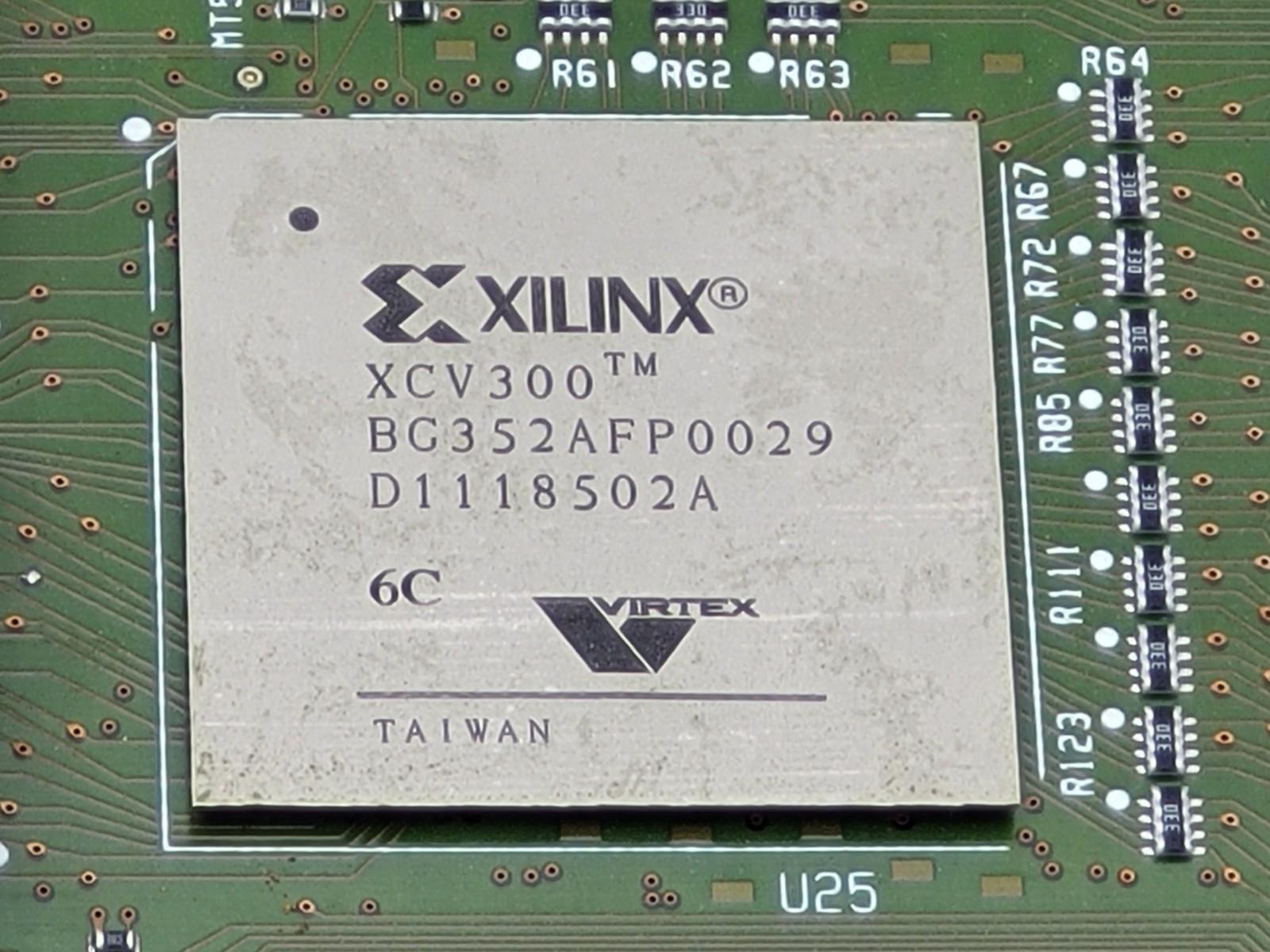 AGILENT 16750A 400MHz STATE / 2GHz TIMING ZOOM 4MSa ANALYZER with Cables