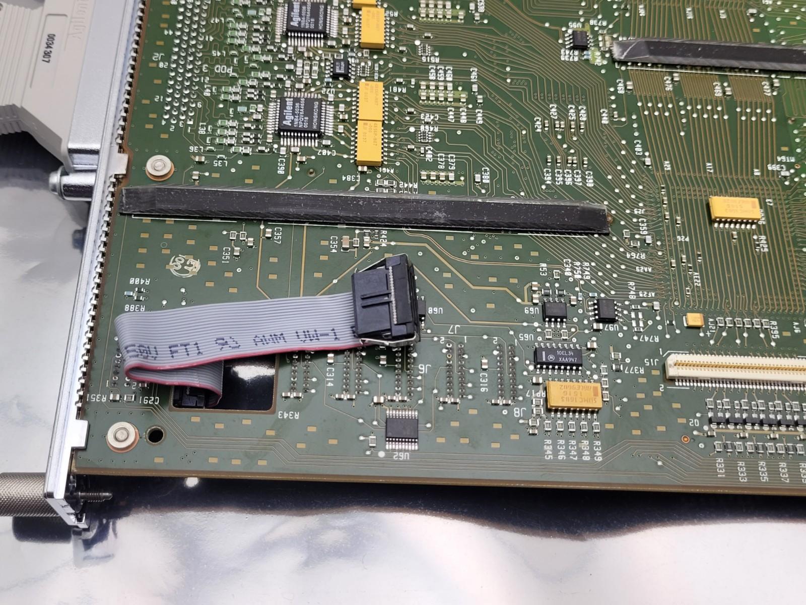 AGILENT 16750A 400MHz STATE / 2GHz TIMING ZOOM 4MSa ANALYZER with Cables