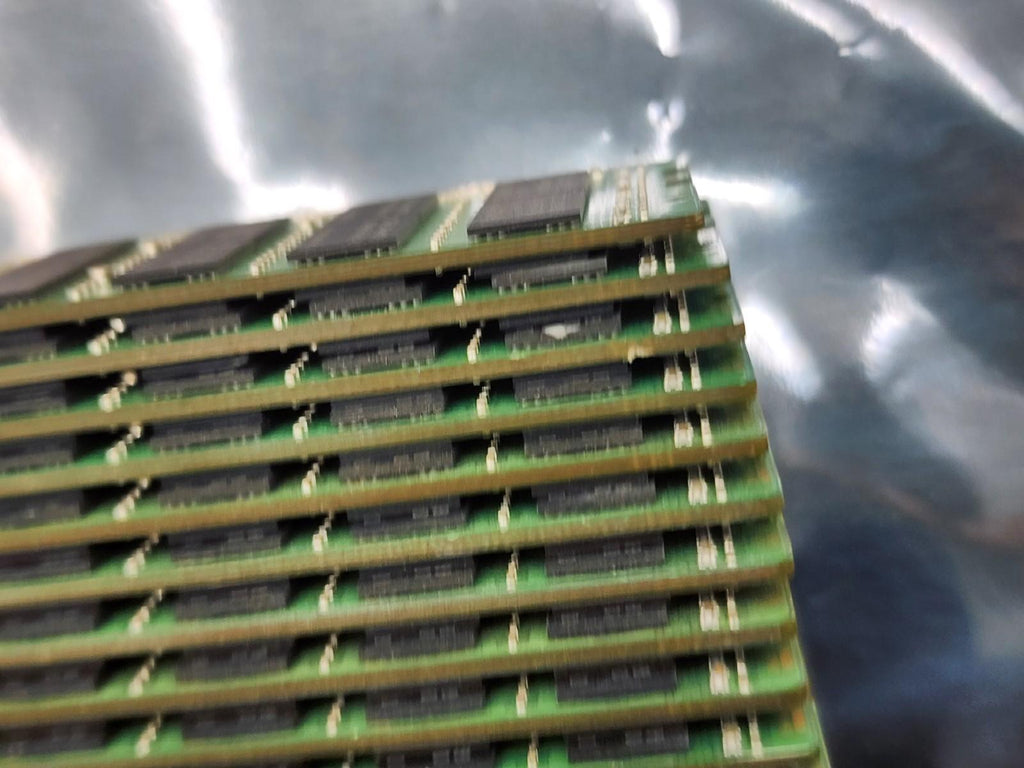 Lot of 23 SAMSUNG 32GB DDR4 2133 PC4 M386A4G40DM0-CPB LRDIMM ECC Server RAM