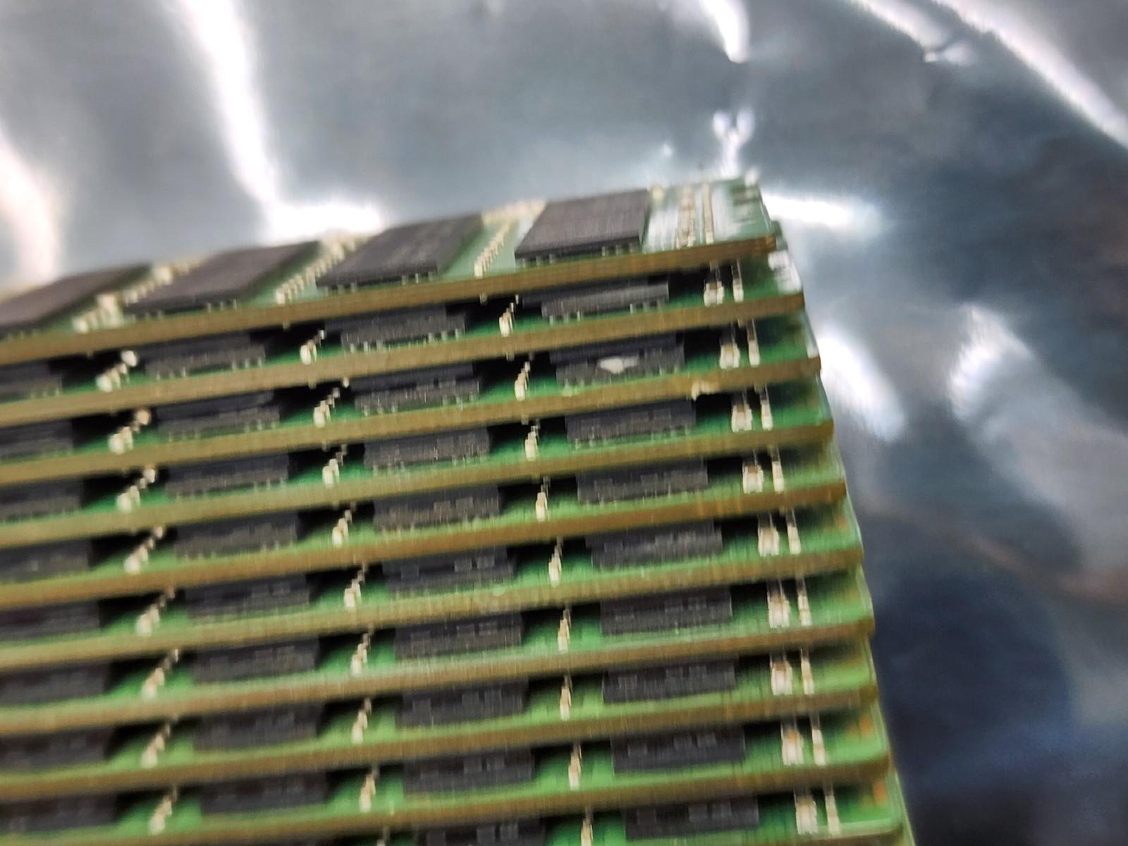 Lot of 23 SAMSUNG 32GB DDR4 2133 PC4 M386A4G40DM0-CPB LRDIMM ECC Server RAM