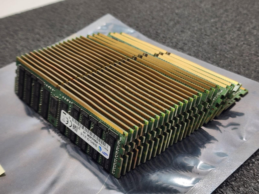 Lot of 23 SAMSUNG 32GB DDR4 2133 PC4 M386A4G40DM0-CPB LRDIMM ECC Server RAM