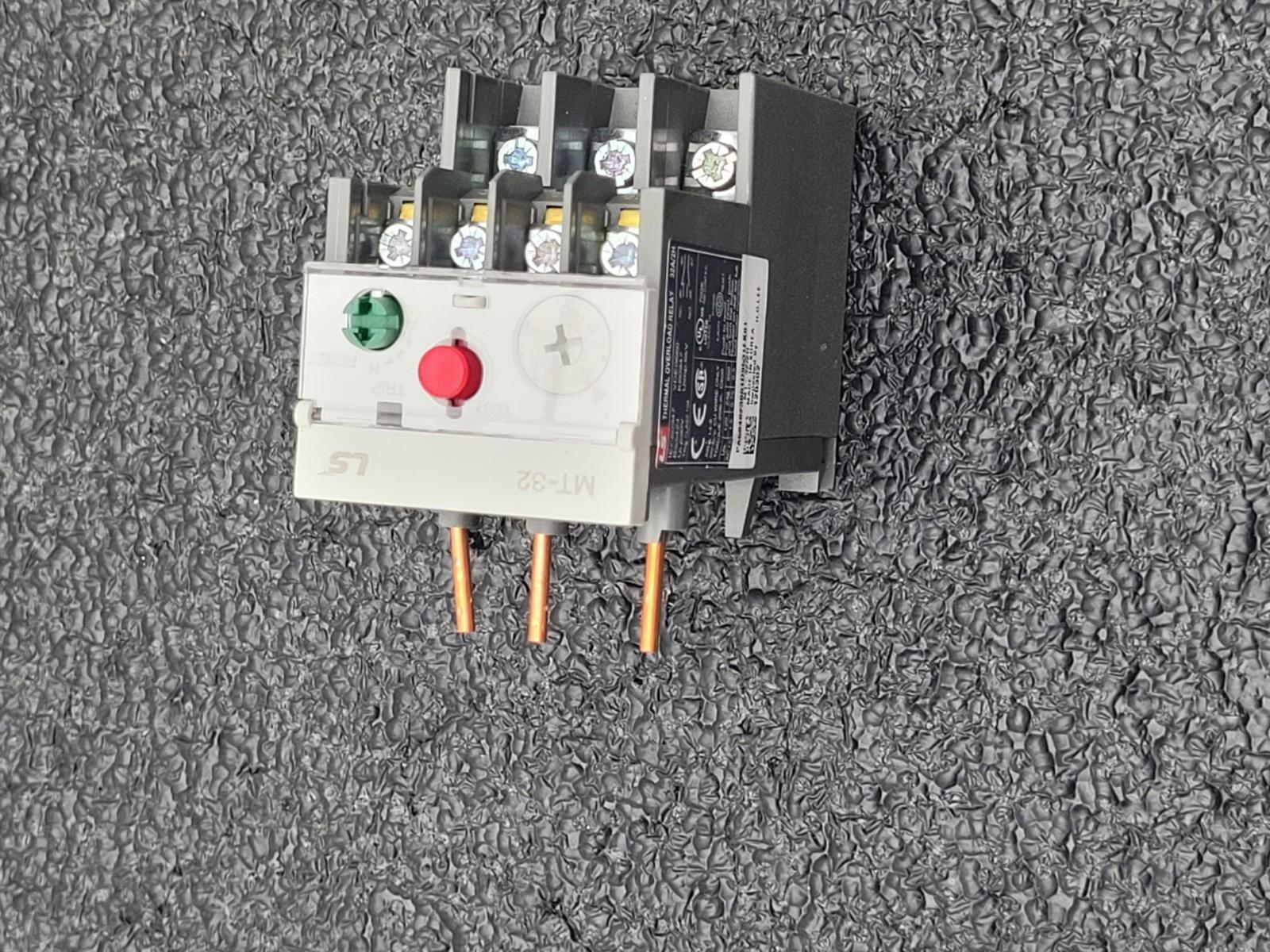 Lot of 14 LS Contacter 690v 22A 12A 9A + MT-32 32A/2H Thermal Overload Relay