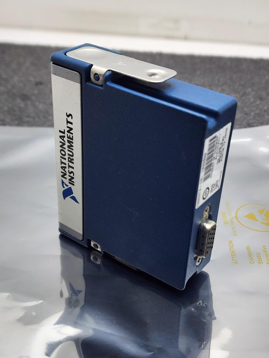 NI 9403 C-Series 5V/TTL 32-Ch TTL Bidirectional Digital Input Output Module DSUB