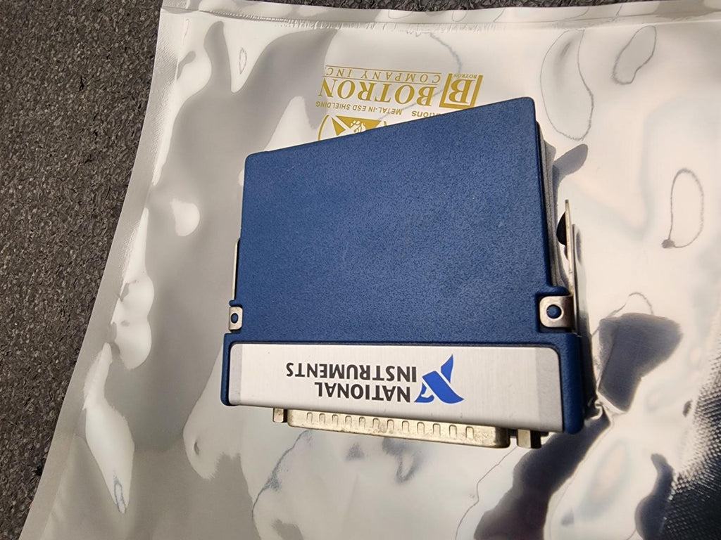 NI 9403 C-Series 5V/TTL 32-Ch TTL Bidirectional Digital Input Output Module DSUB