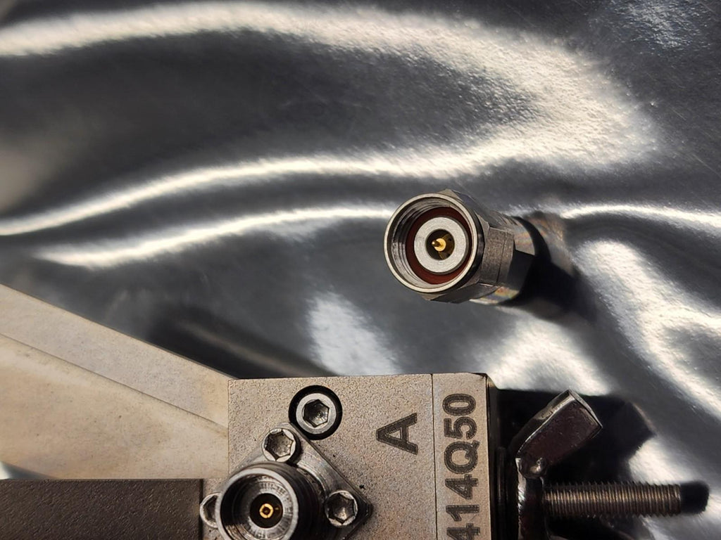 RFspin QRH50 Quad-Ridged Horn Antenna 5-50 GHz 2.40mm Connector 5/10W 50Ω 3–14dB