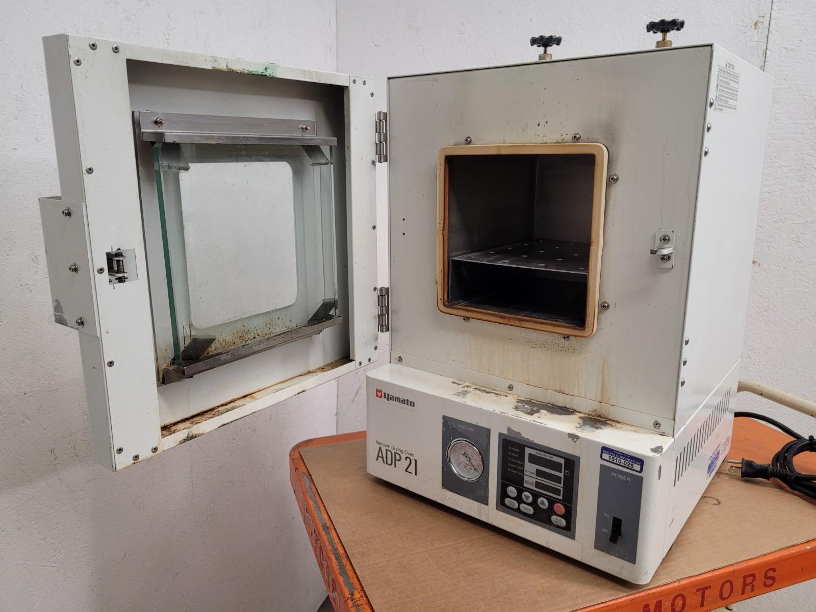 Yamato ADP21 Programmable Vacuum Drying Oven 115VAC, 10L Capacity[A]