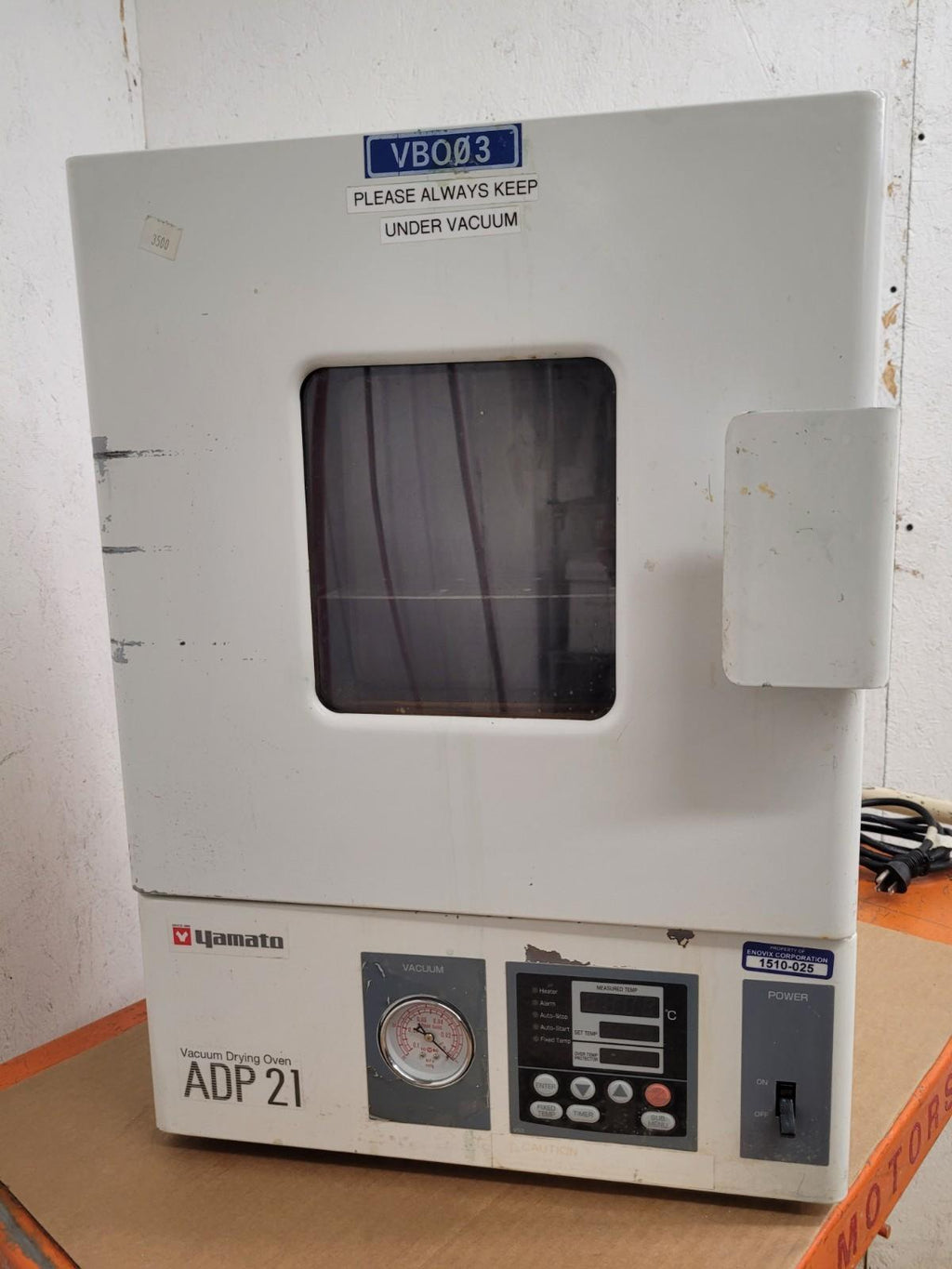 Yamato ADP21 Programmable Vacuum Drying Oven 115VAC, 10L Capacity[A]