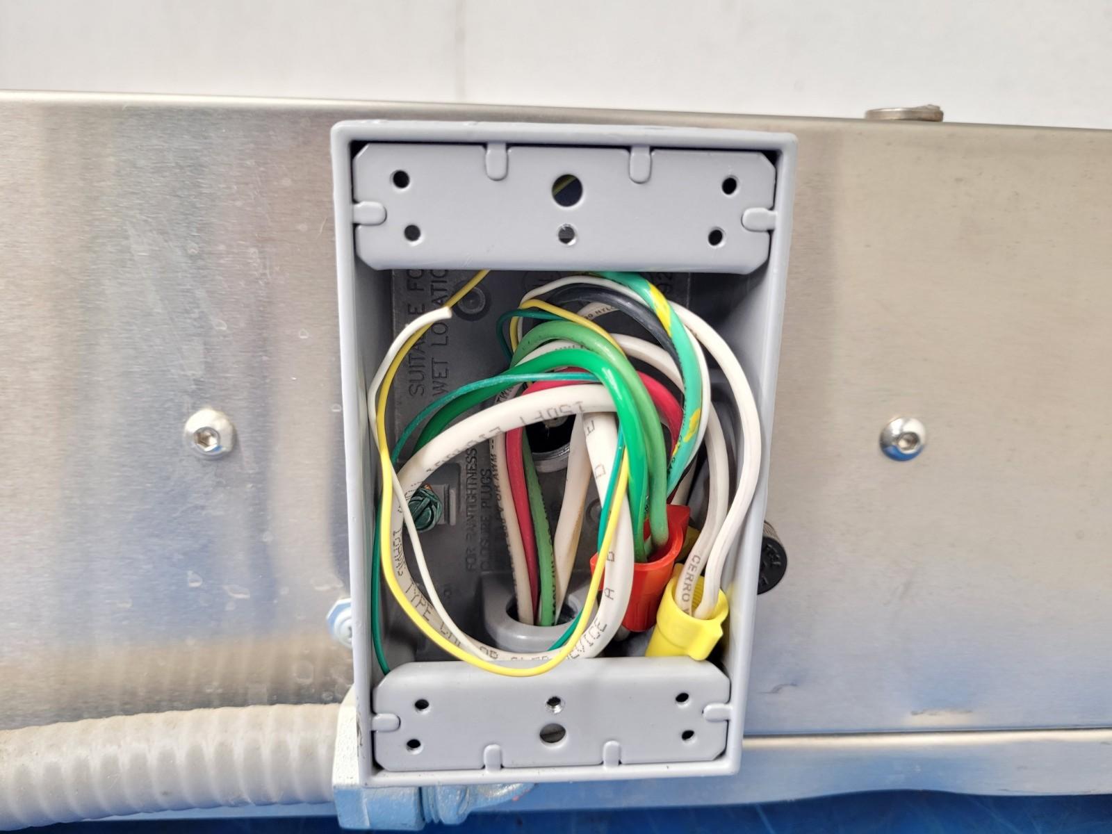 Aquafine Ultraviolet Water Treatment Disinfection Sanitary CSL-6R No Bulbs