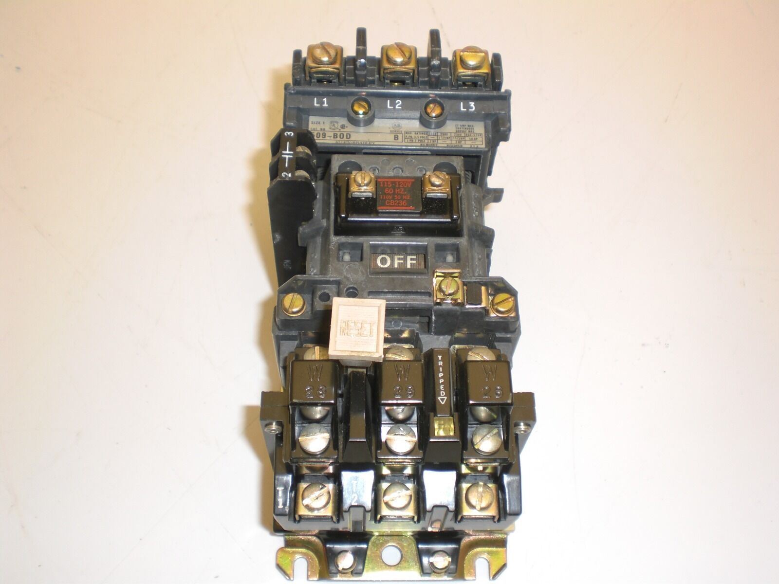 Allen Bradley 509-BOD Contactor 120VAC Coil 592-B0W16 Overload Relay 595-A Aux