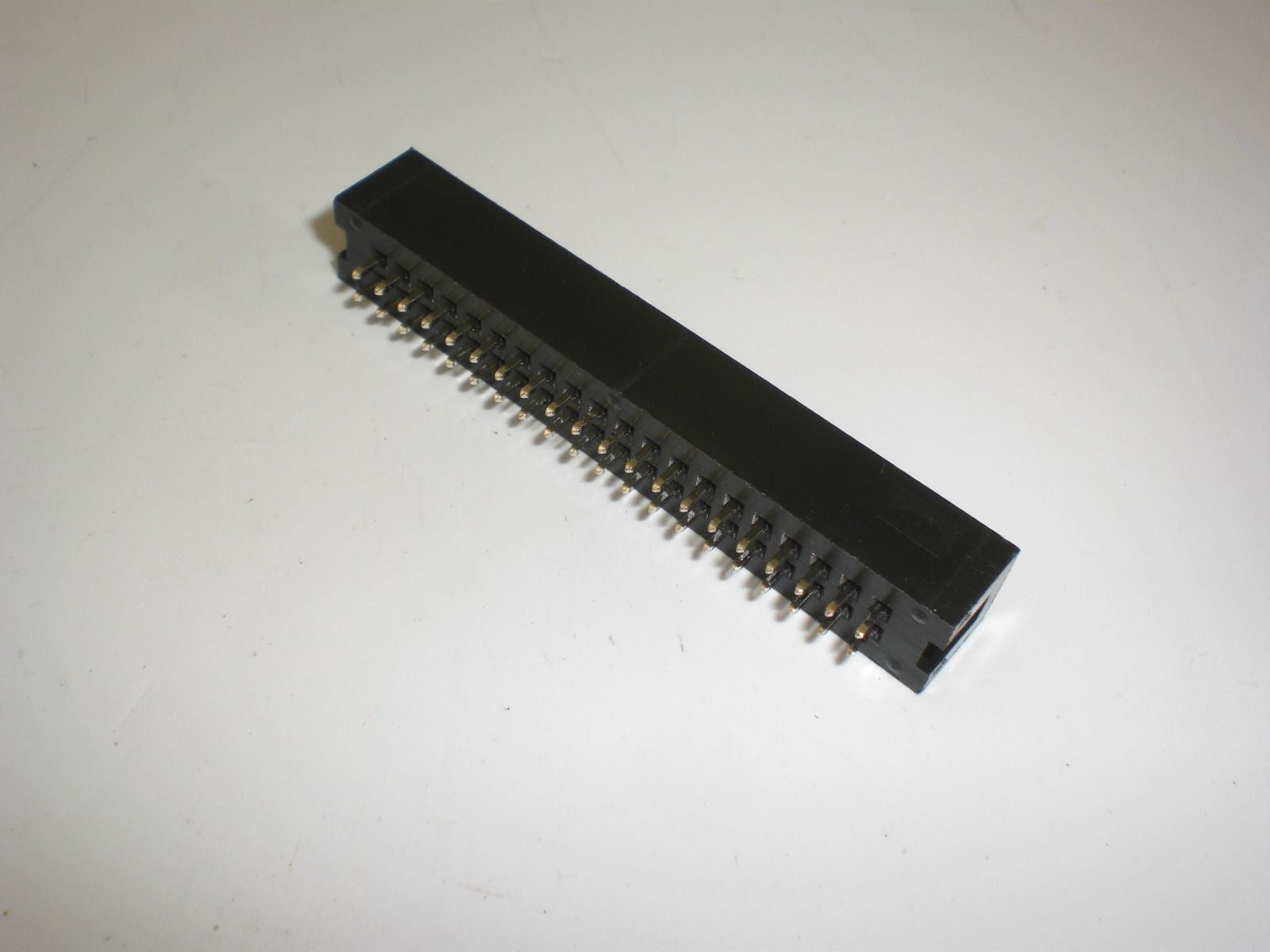 SPC Technology 1716 .100 Straight Block Header Connectors - Lot of 25 - NEW