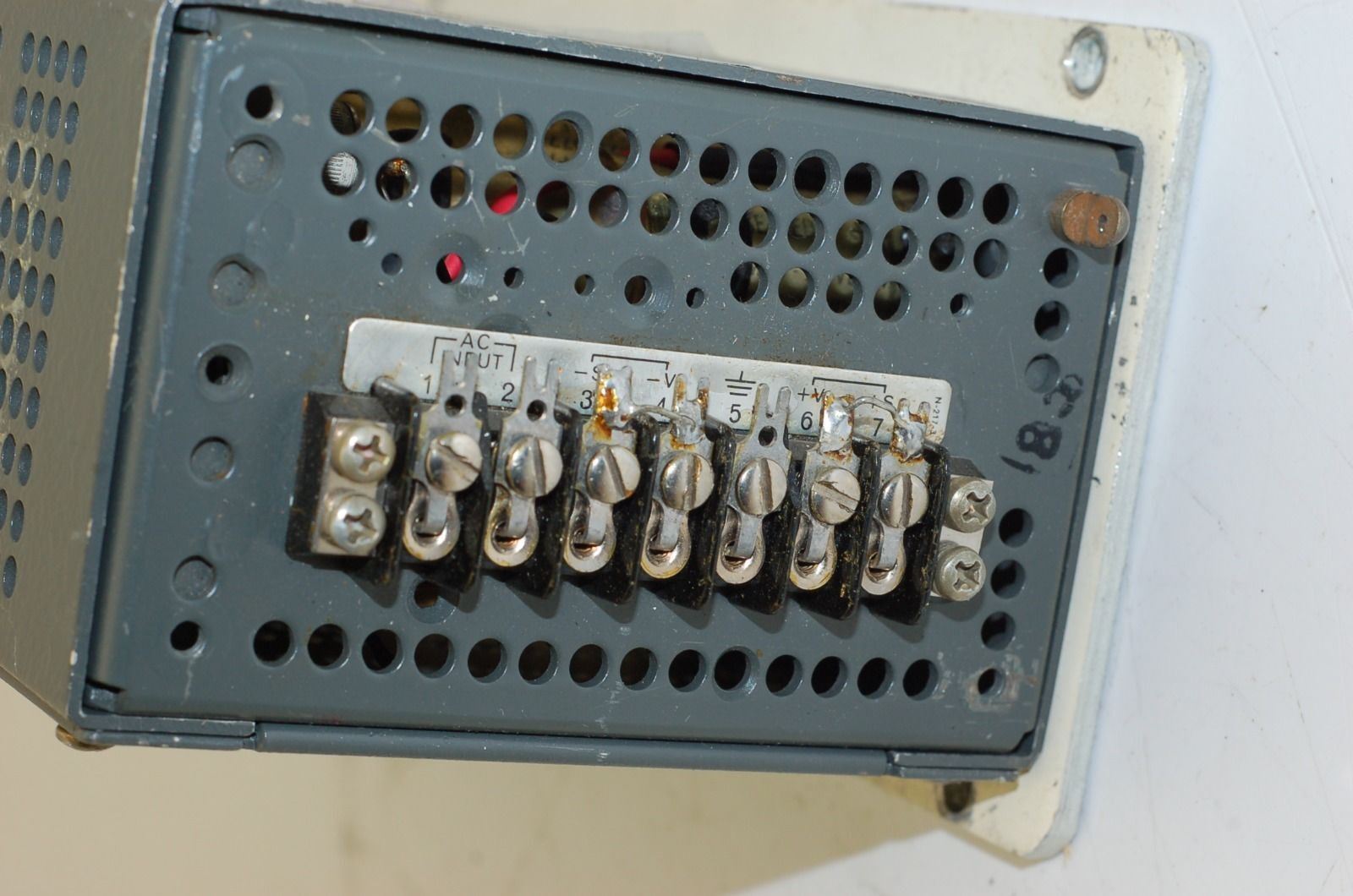 Lambda 5V Power Supply, LXS-CS-5-OV-R, 105-132VAC Input