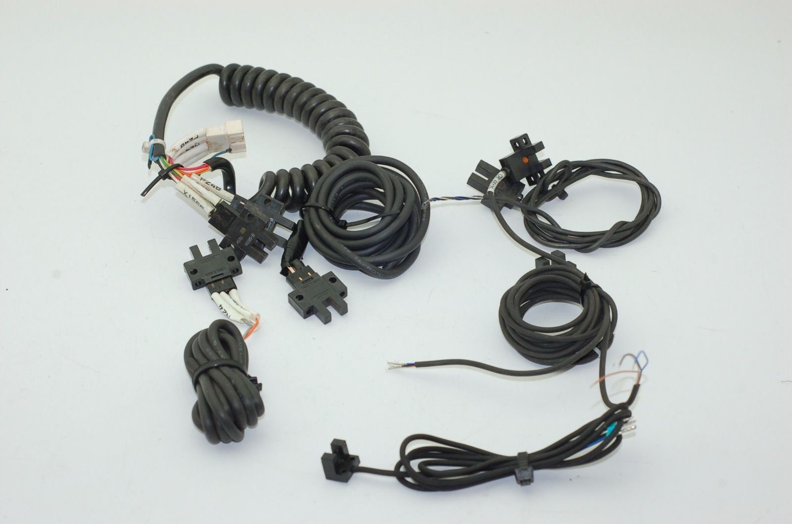 Omron & Sunx Photoelectric Sensors EE-SX670A PM-L44P-C3 - Lot of 8