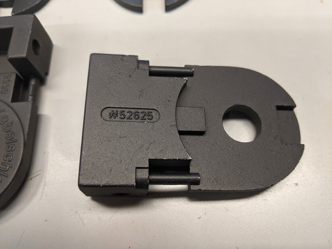 Kabelschlepp 0555.075 Cable Chain Carrier Bracket Set 75x37mm ID NEW 52626 52513