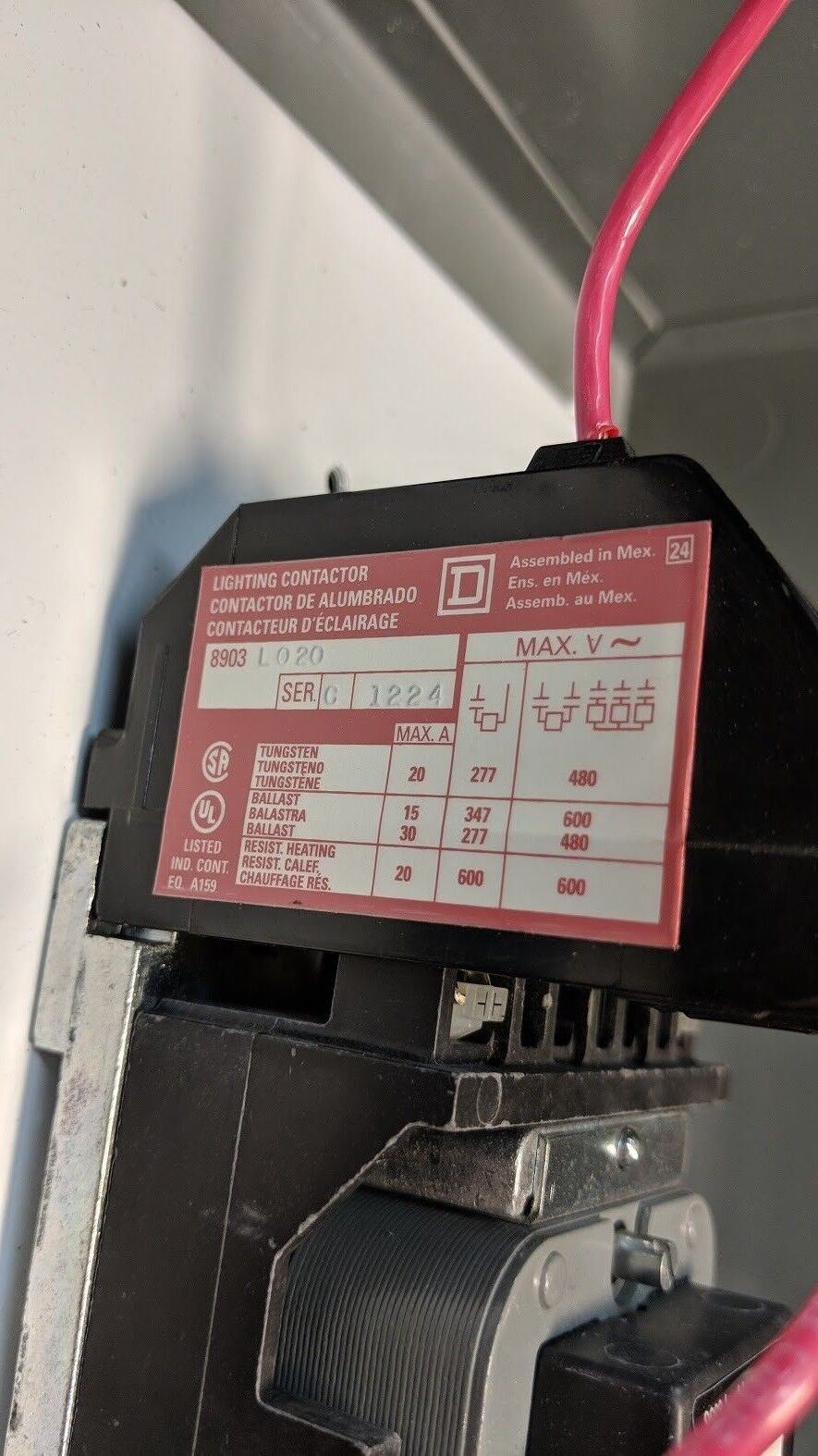 Square D 8903 L020 Enclosed Lighting Contactor 2-Pole 277-600V 20A 120V Coil