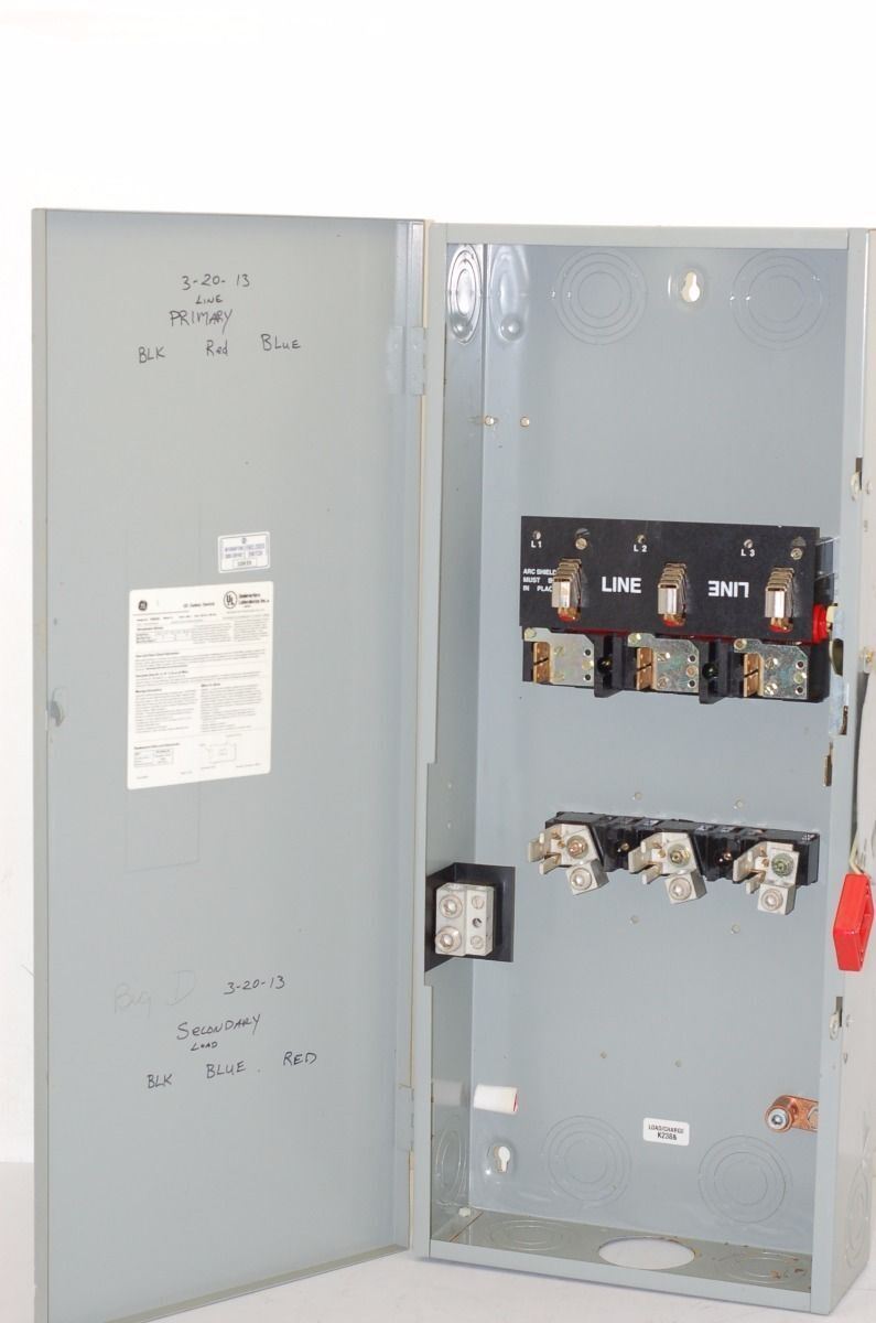 GE General Electric TH4324 Safety Switch, 240VAC/250VDC, 1PH/3PH, 200A
