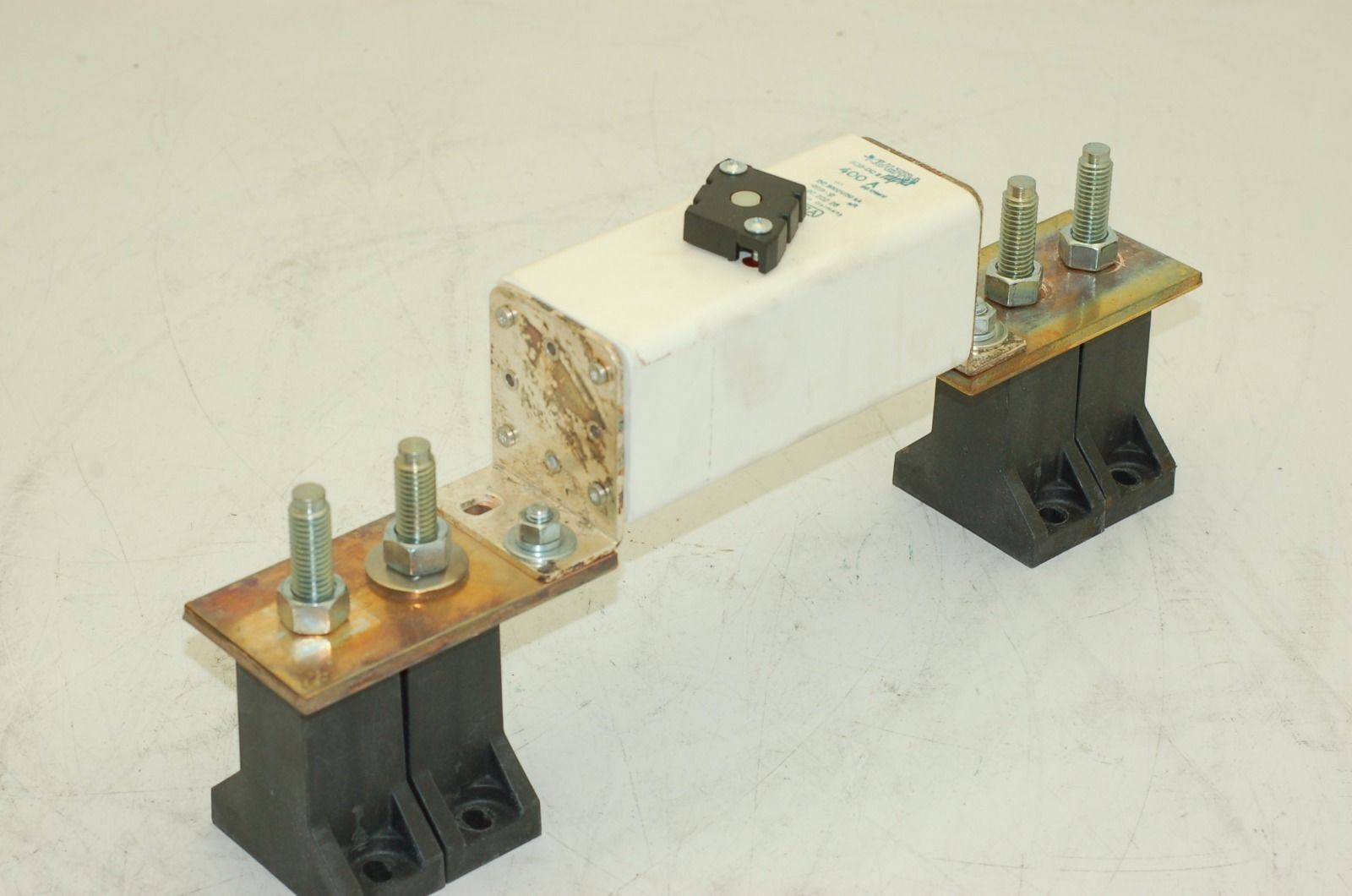 Ultra-Rapid SQB-DC 2, 400A Fuse, 1700VDC, w/ Marathon FSM50E Fuse Holders