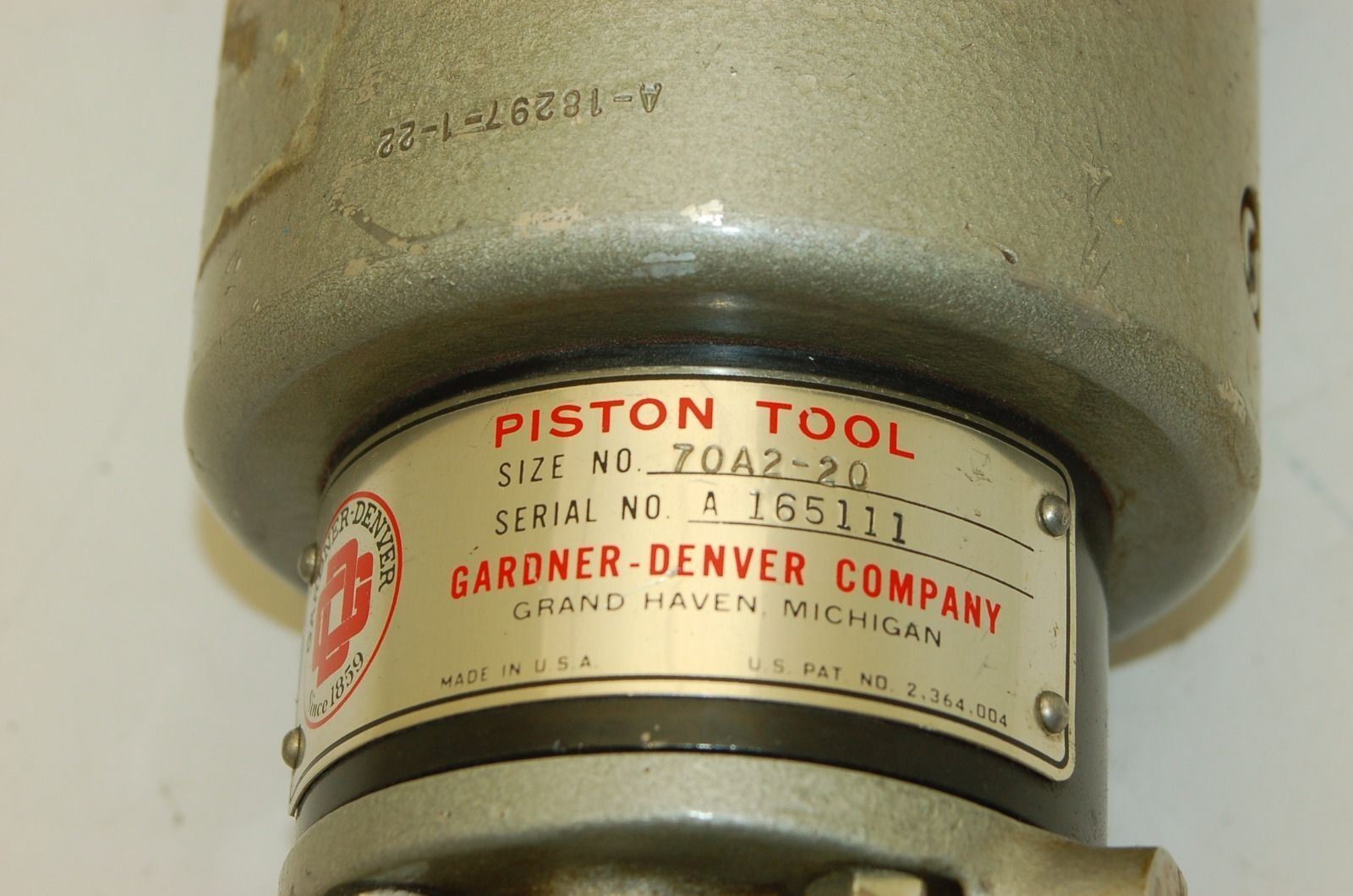 Gardner-Denver 70A2-20 Air Piston Tool, 0.6 HP, 99 RPM