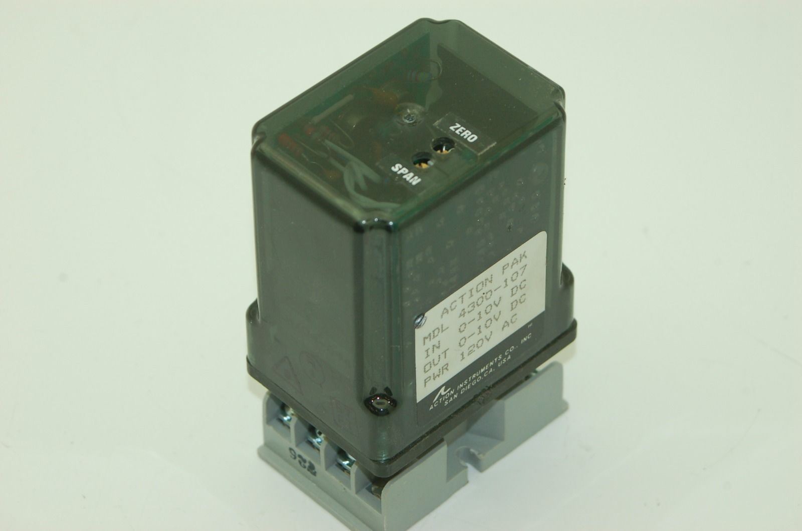 Action Industries Action Pak 4300-107 Relay, 0-10VDC In/Out, 120VAC