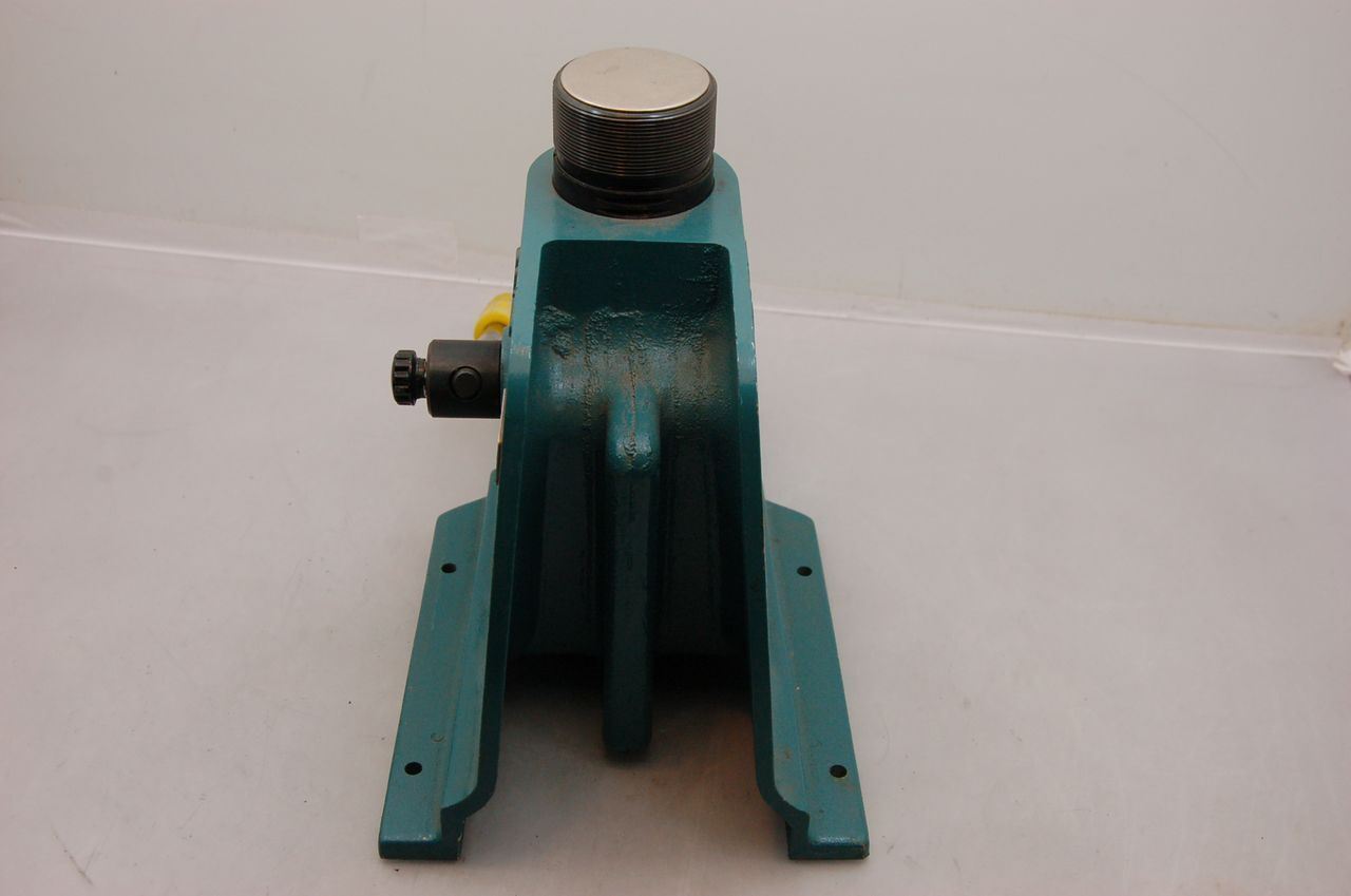 AMP Arbor Frame 910852-F Manual Arbor Frame Press Assembly