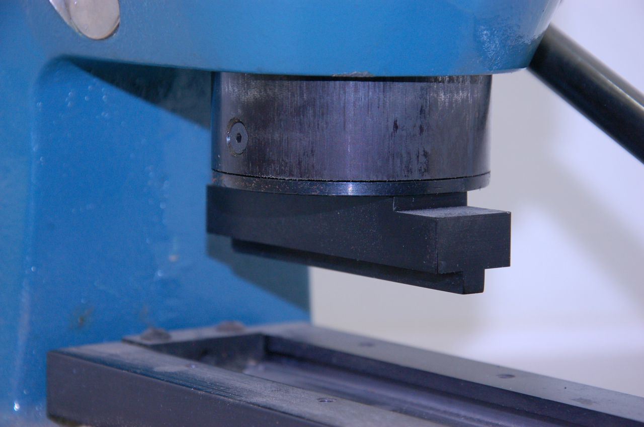 AMP Arbor Frame 910852-F Manual Arbor Frame Press Assembly