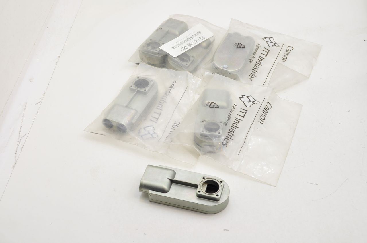 Itt Industries Cannon Cm3 Connector Housing Lot Of 5 Complete Housings