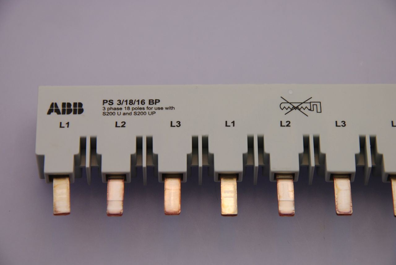 ABB 2CDL230489R1618 Busbar 3-Phase 18-Pole Terminal Block 16mm² PS 3/18/16 BP
