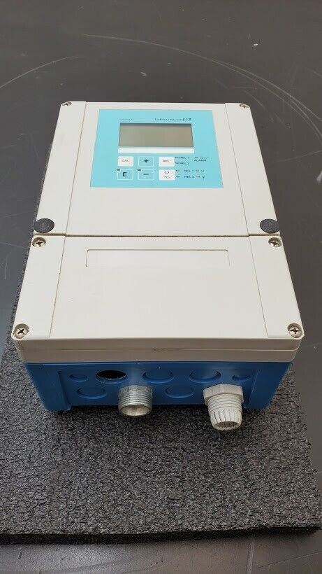 Endress + Hauser Liquisys-M CCM253-EP1110 Transmitter