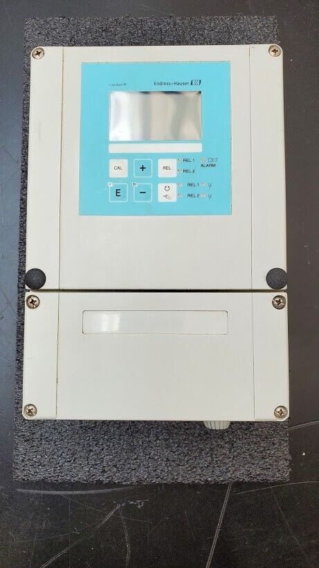 Endress + Hauser Liquisys-M CCM253-EP1110 Transmitter