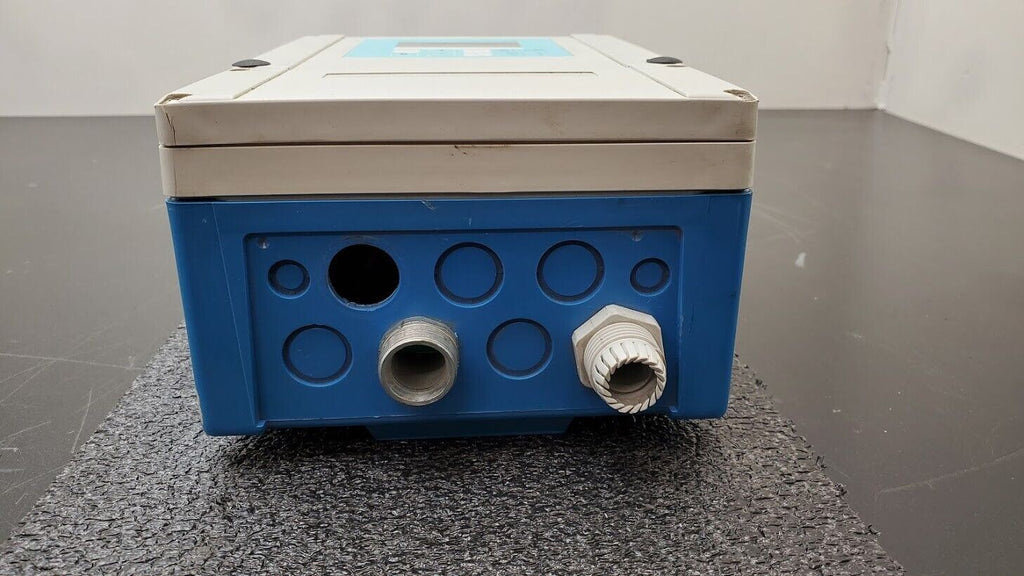 Endress + Hauser Liquisys-M CCM253-EP1110 Transmitter