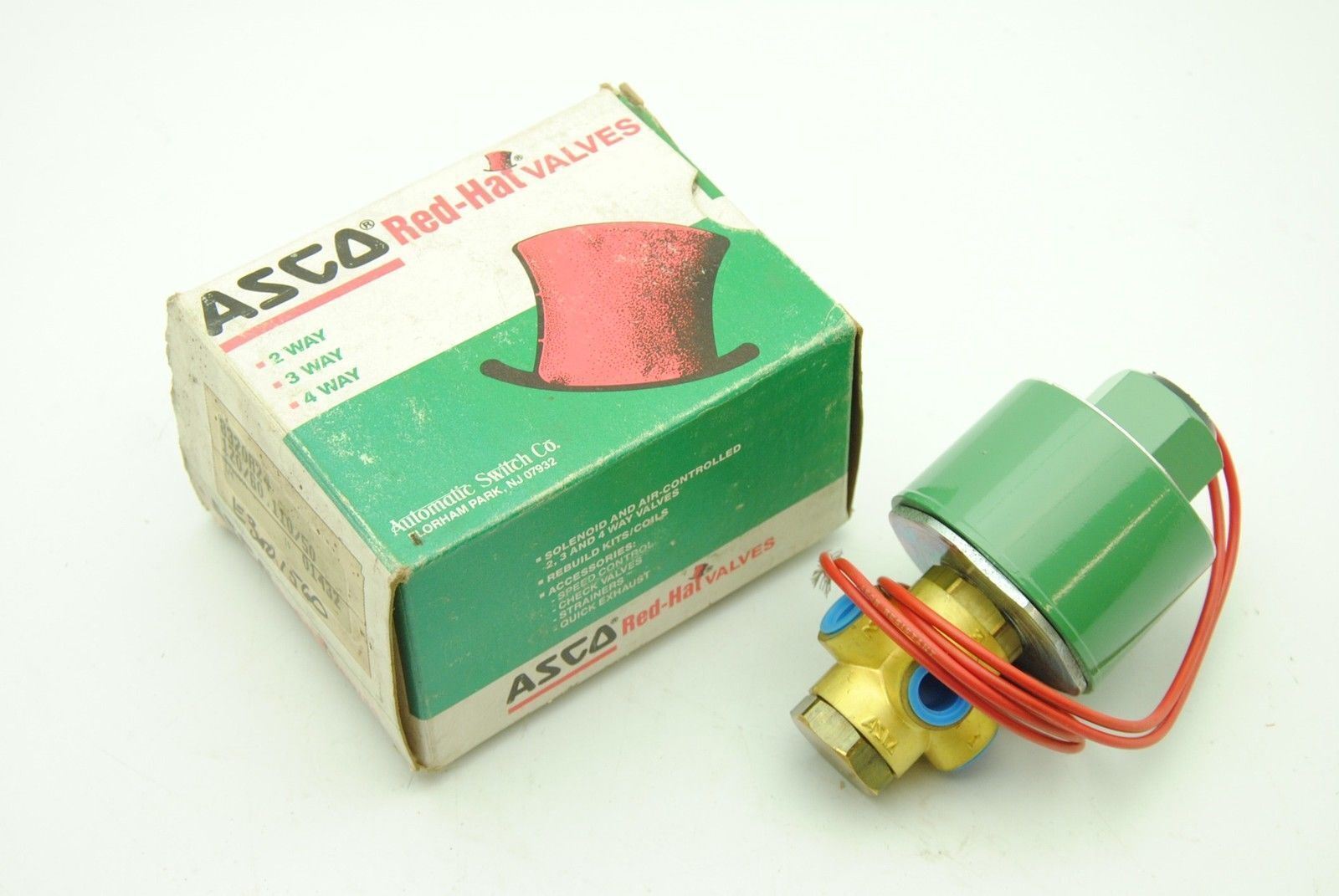ASCO Red-Hat 8320A24 Solenoid Valve, 1/4", 110/120VAC, 50/60Hz - NEW