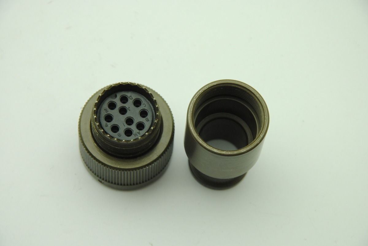 ITT Cannon CB6U18-1PC 10-Pin Male Connector, No Pins - Lot of 2 - NEW