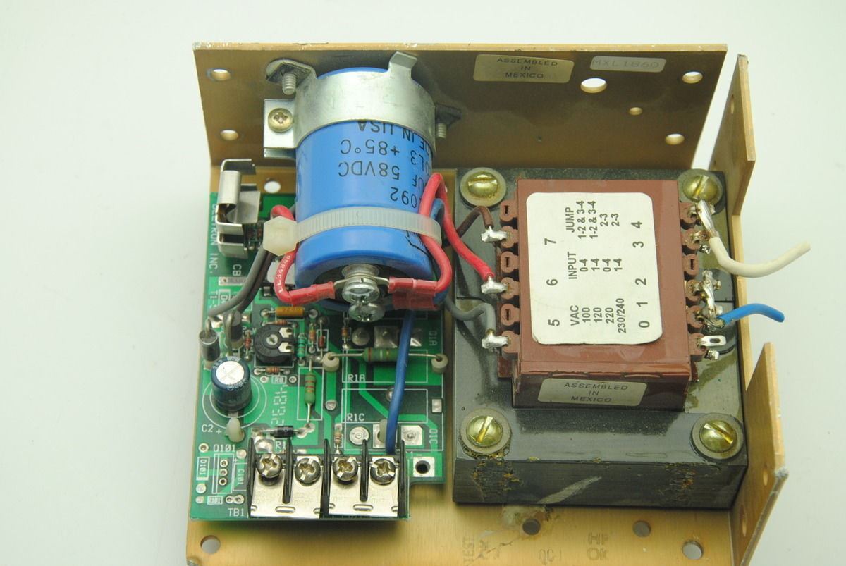 Deltron W113B 24V 2.4A DC Power Supply, 100-240VAC Input