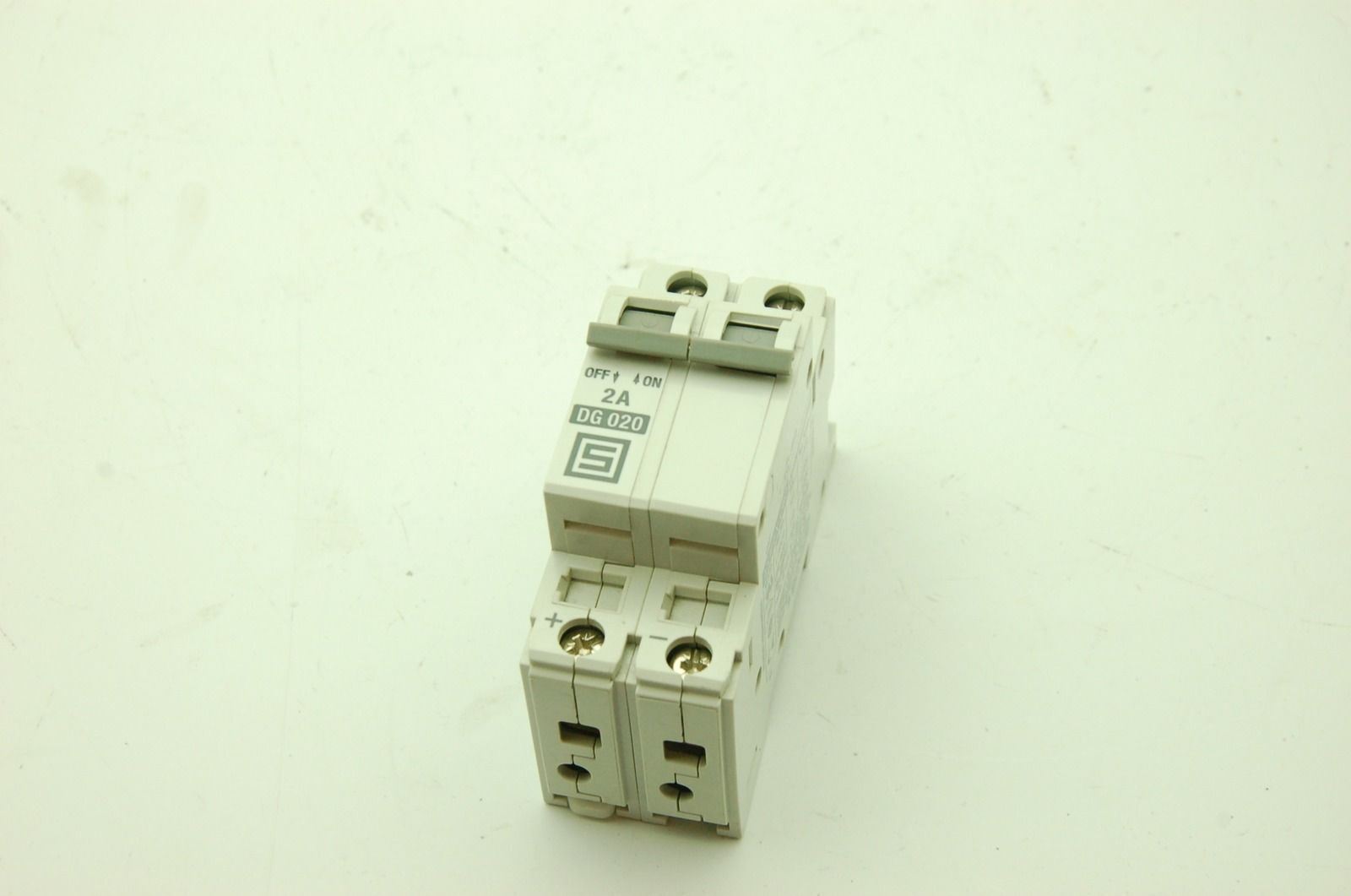 Schurter  AS168X-CB2DG020 2A Circuit Breaker Lot of 5 New In Box