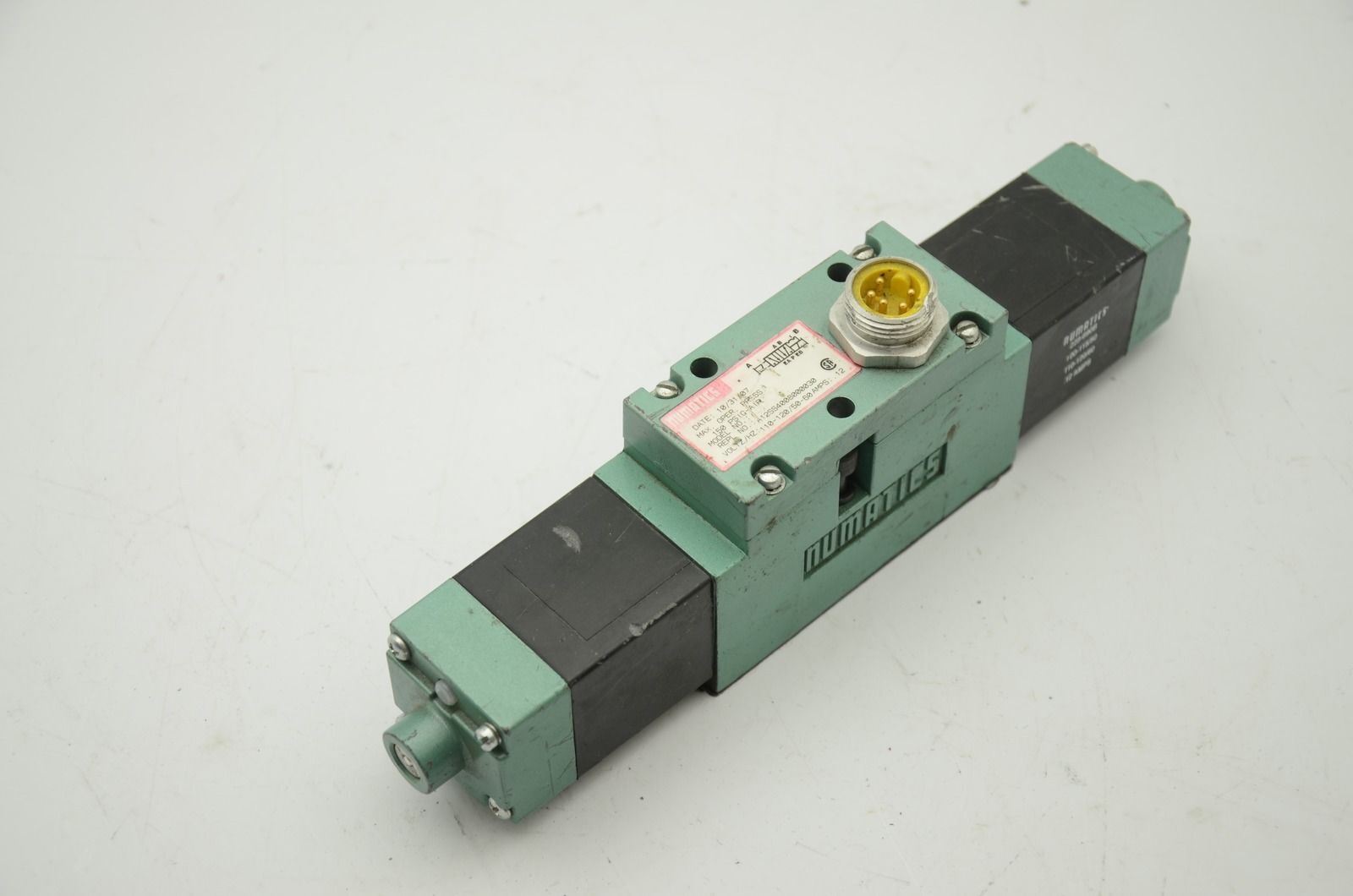 Numatics A12SS4008000030 Solenoid Pneumatic Valve 100-120VAC, 50/60Hz