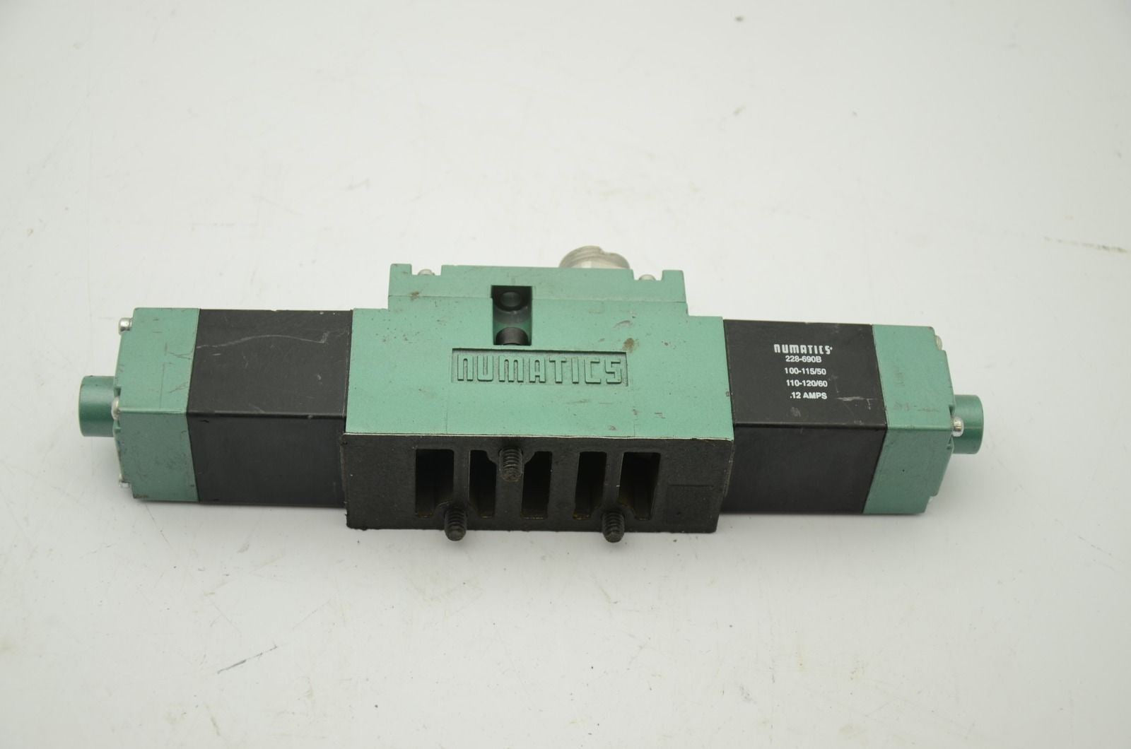 Numatics A12SS4008000030 Solenoid Pneumatic Valve 100-120VAC, 50/60Hz