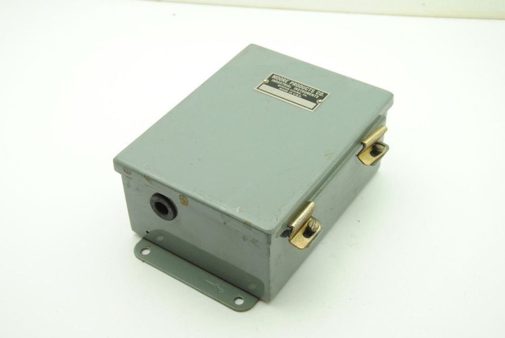 Moore Products 15274-1 Controller Assembly in Hoffman A806CH Electrical Box