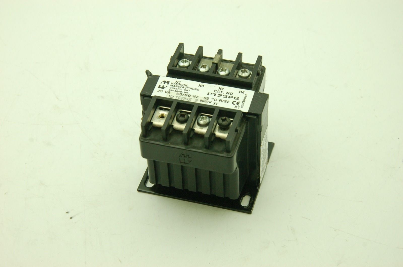 Hammond Manufacturing PT25PG Step Down Transformer