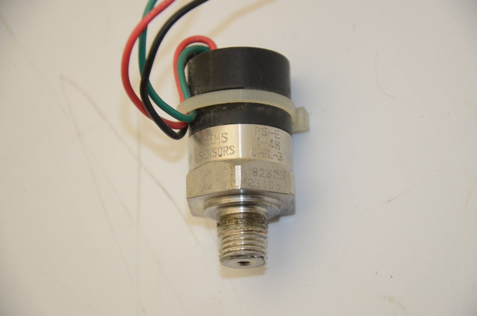 Gems Sensors PS-E 4-4M C-FL-3 Pressure Switch - Lot of 2