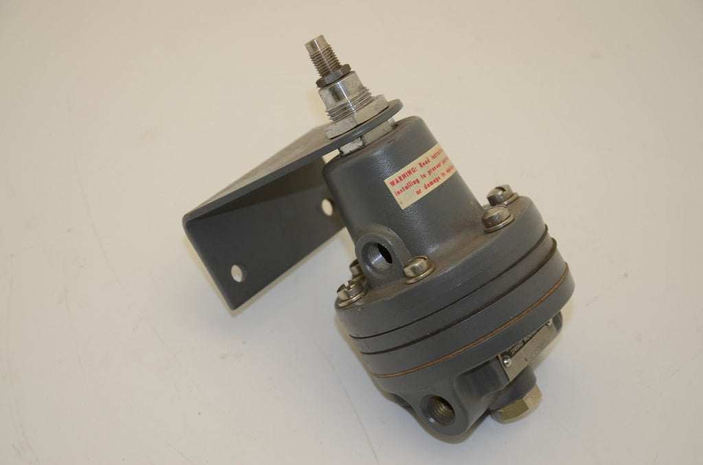 Moore Products 661A2 Amplifying Relay Air Regulator Spring Pneumatic