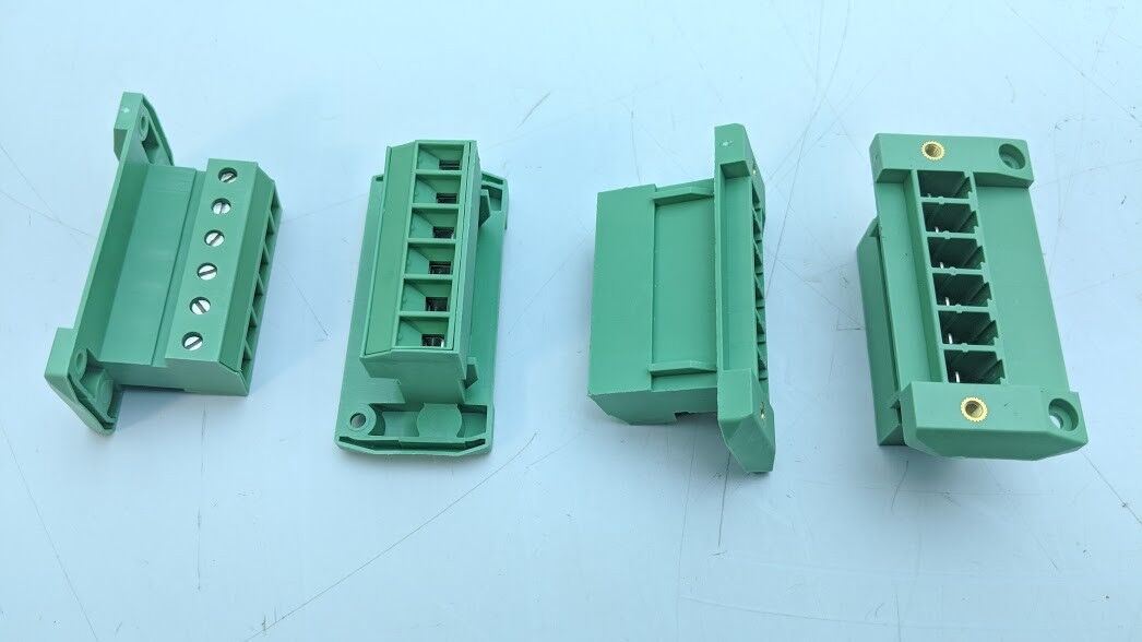 Phoenix Contact DFK-PC 4/ 6-GF-7 62 - 1840599 Terminal Block, 50cnt - NEW in box