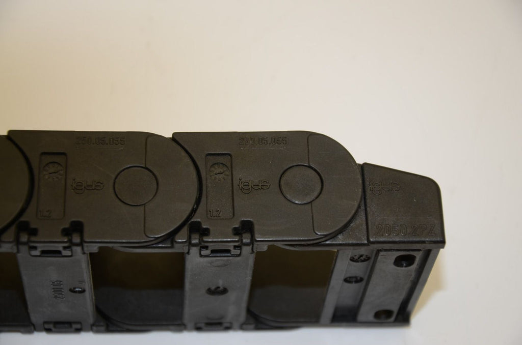 Igus Cable Carrier 250.050.055, 55mm x 25m ID, 570mm L