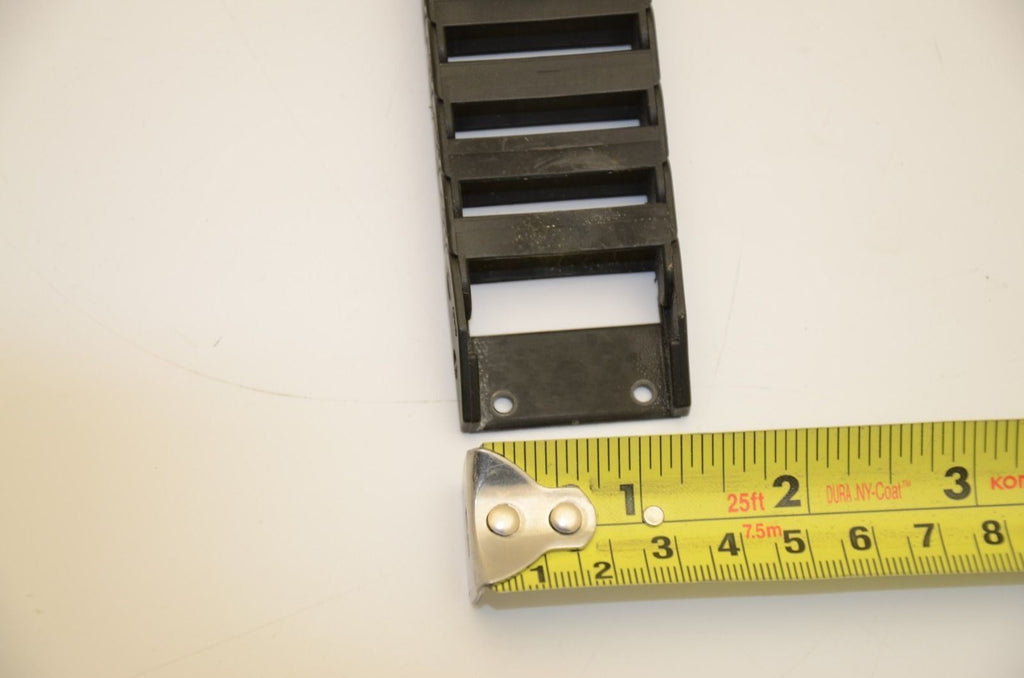 Igus Cable Carrier 045.30.038, 30mm x 10mm ID, 400mmL