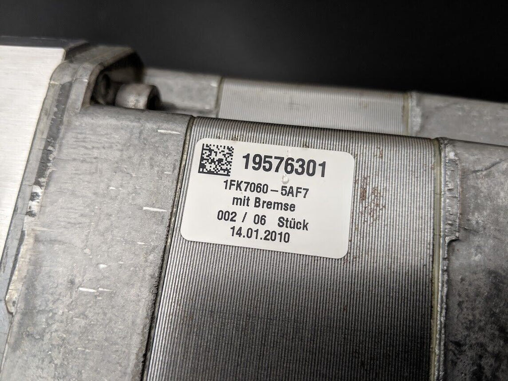 Siemens 1FK7060-5AF71-1UH0 Servo Motor 90°Alpha Angled Gearhead 3:1 Ratio Cables