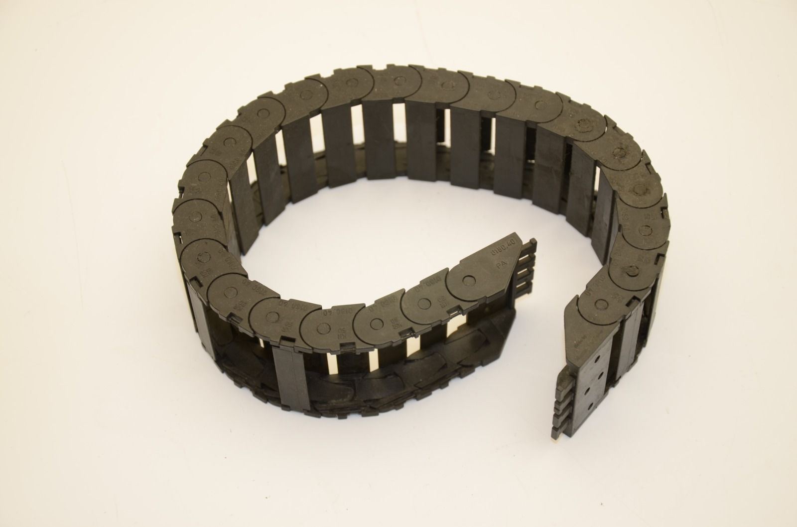 KS Cable Carrier 0180.40, 40mm x 15mm ID, 400mmL