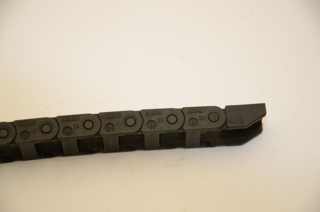 Igus Cable Carrier 04.16.018, 16mm x 8mm ID, 180mmL