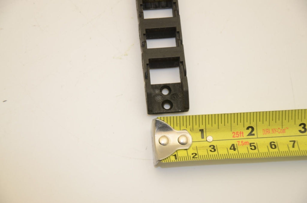 Igus Cable Carrier 04.16.018, 16mm x 8mm ID, 180mmL